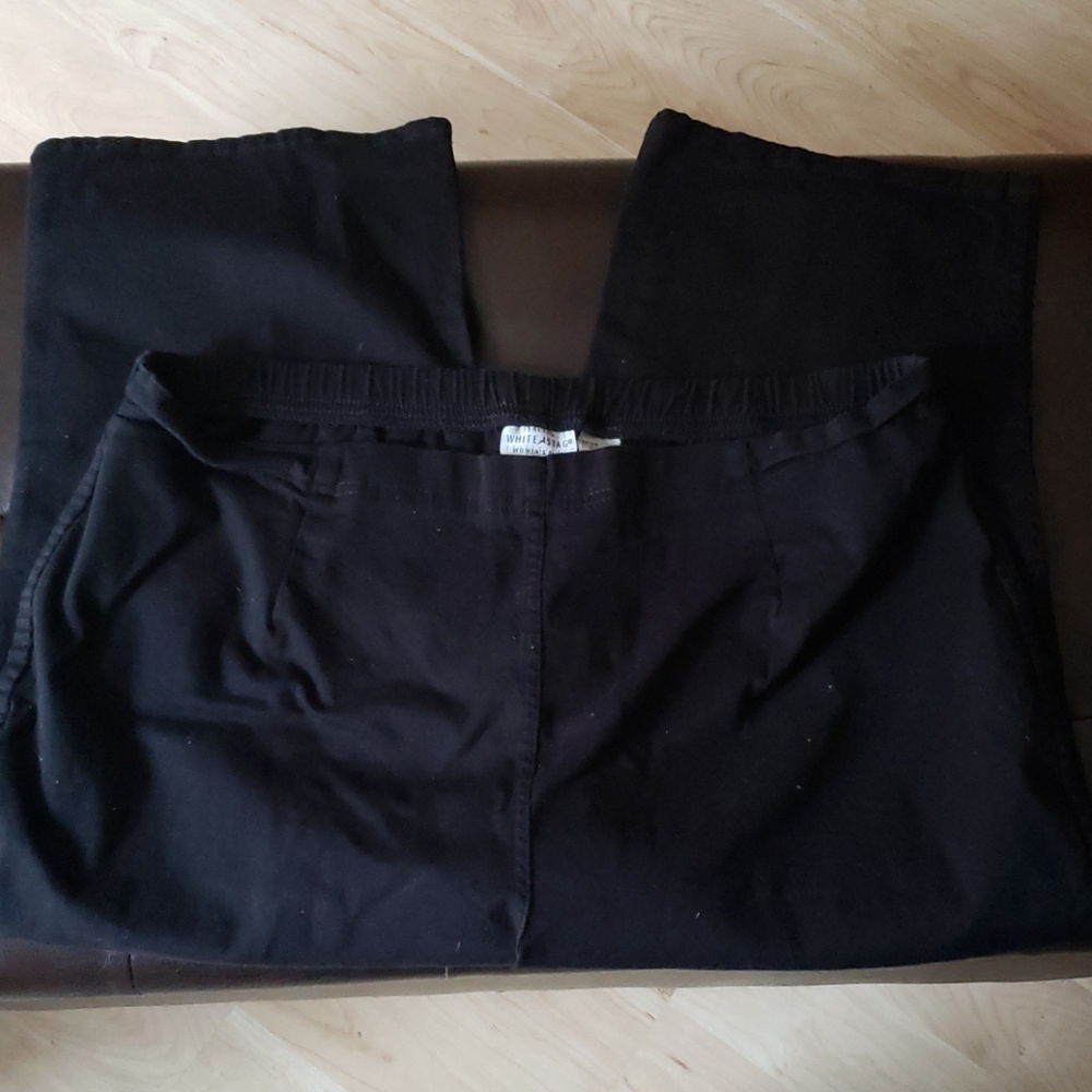 Stretch black capris